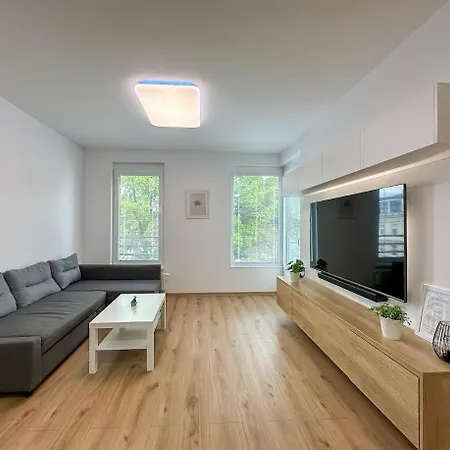 Simcity Viii L Center & Garage Parking 24 7 Self Check-in *